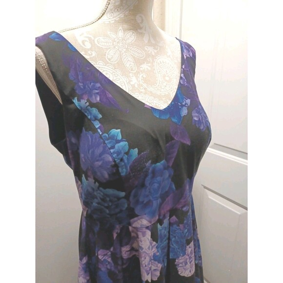 City Chic Black Floral Hydrangea Print Plus-size Fit And Flare Dress - Picture 11 of 13